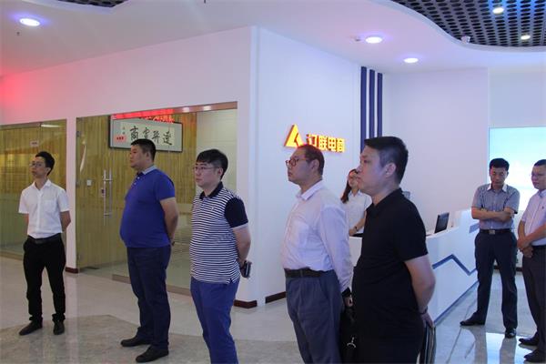 珠联璧合，，，共创双赢