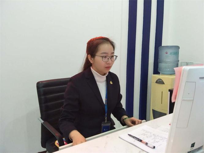 撒播企业软实力，，，，，倾心折务展青春